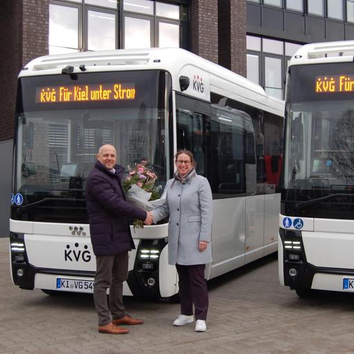 KVG nimmt zwei neue Elektro-Kleinbusse in Betrieb